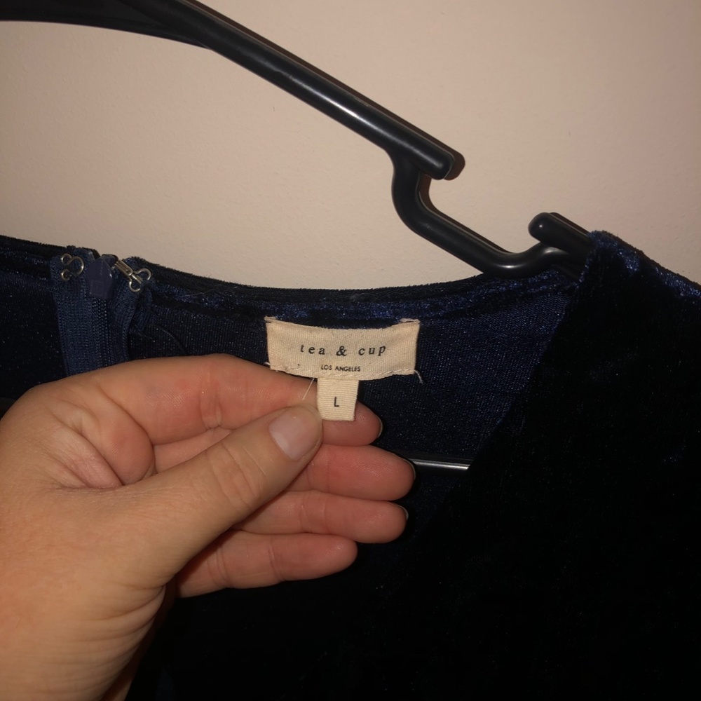 Large Crushed Velvet Navy Blue Wrap Dress Petal Zip Up - Picture 5 of 9